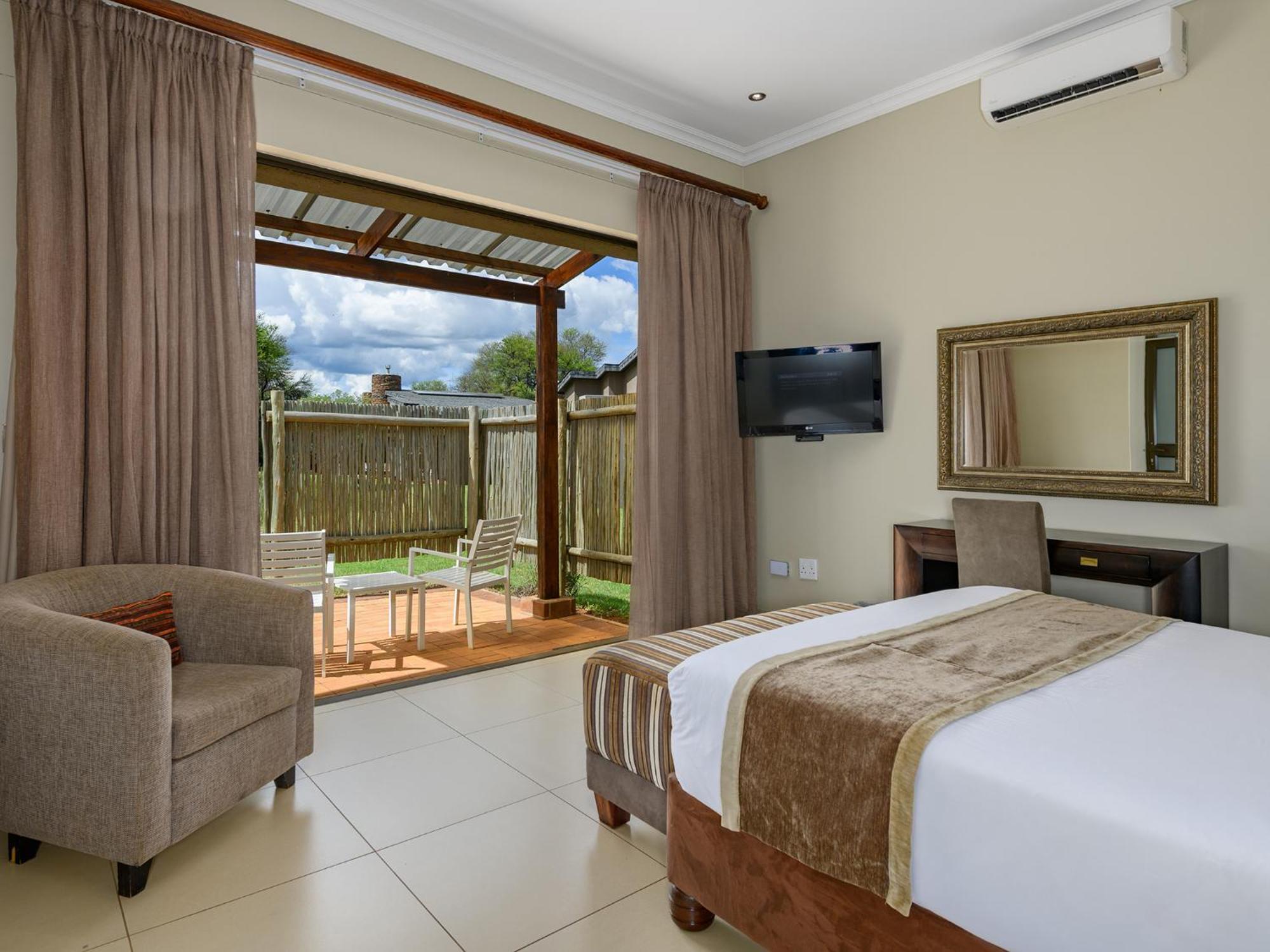 Monomotapa Village @ Legend Golf And Safari Resort Golders Green Eksteriør billede