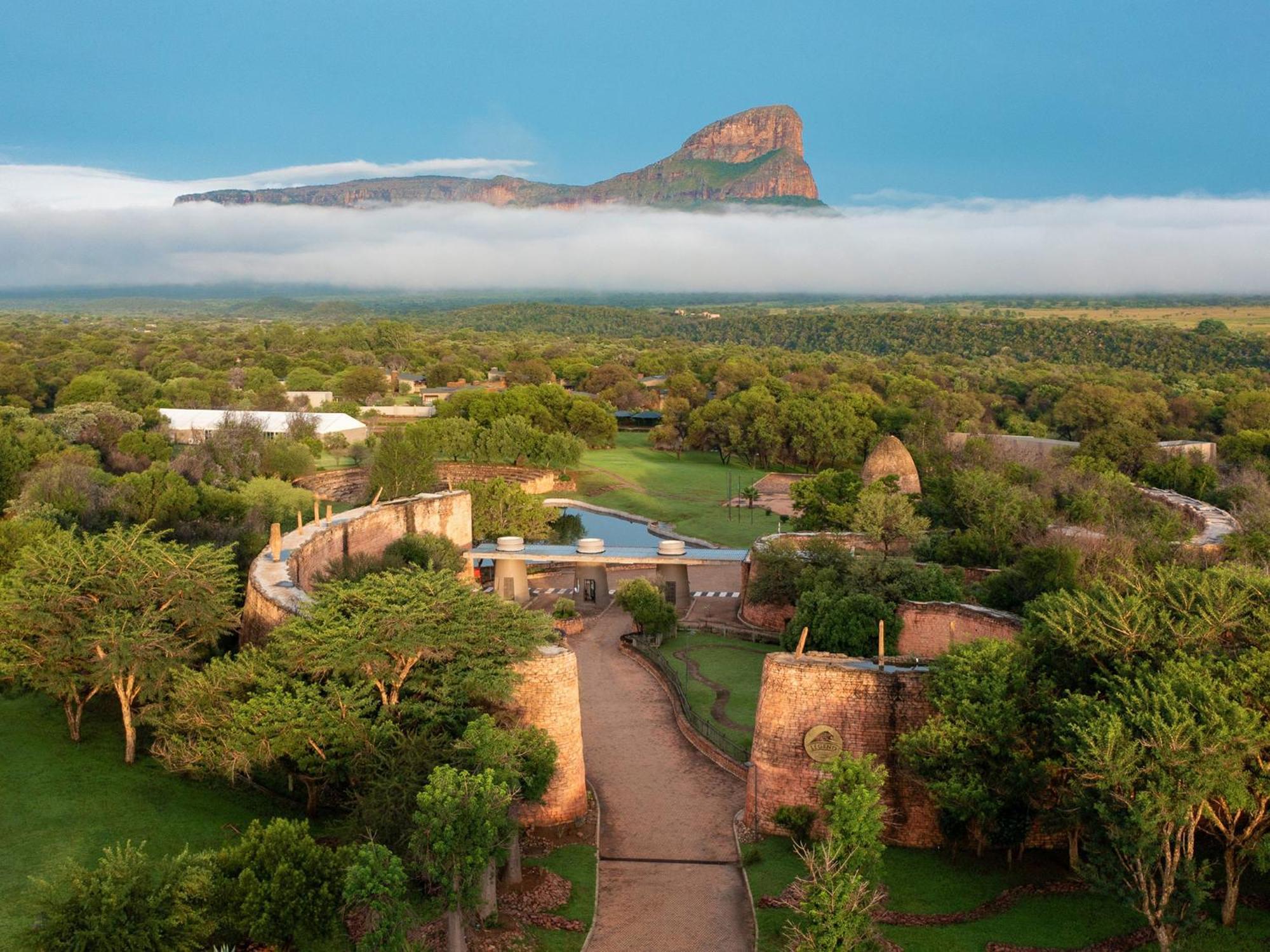 Monomotapa Village @ Legend Golf And Safari Resort Golders Green Eksteriør billede